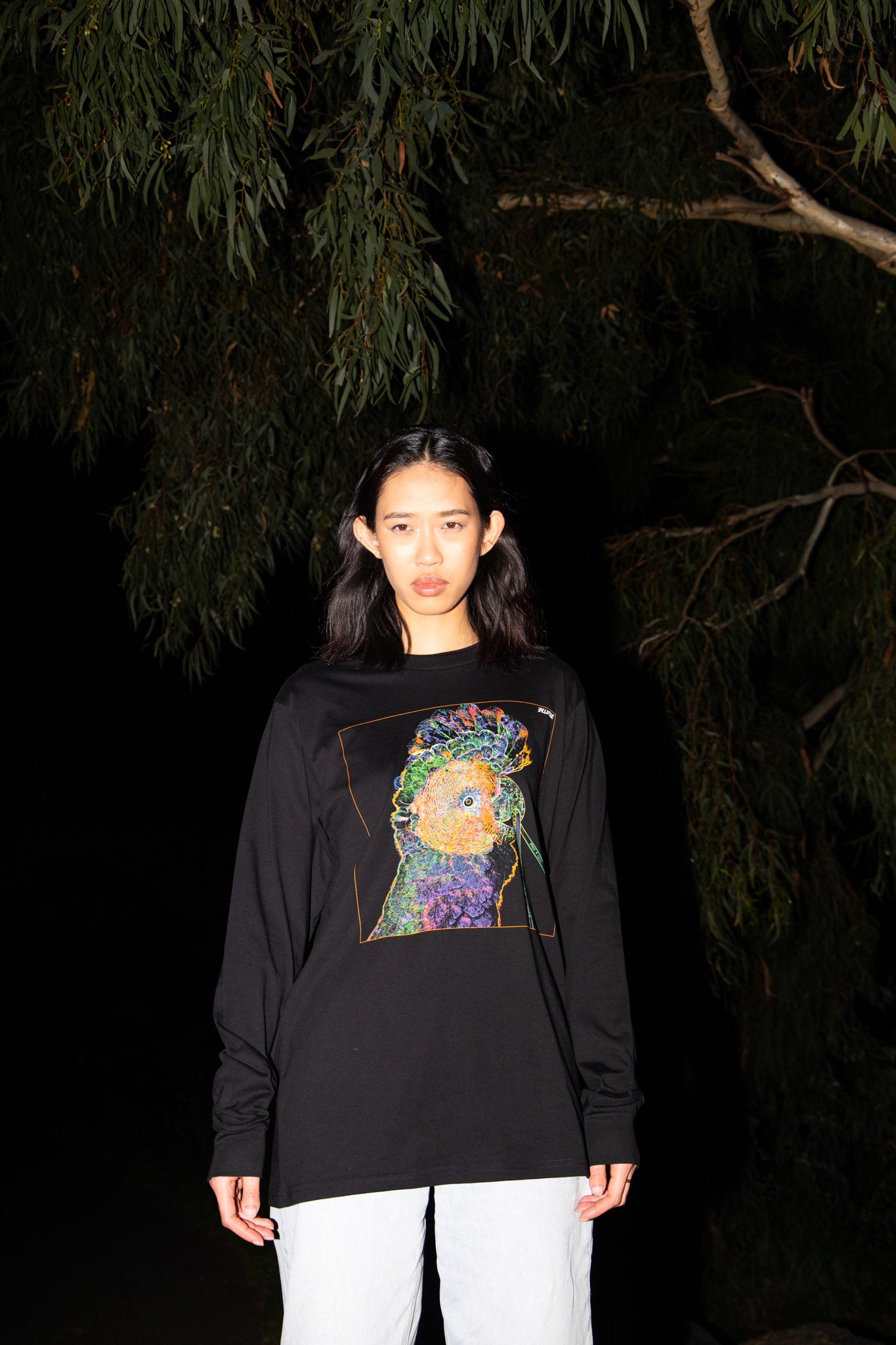 Cockatoo (Black Longsleeve T-Shirt)